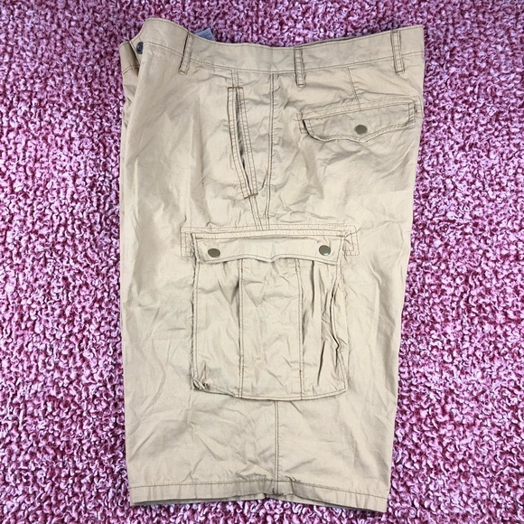 Men’s Levi’s Cargo Shorts - Picture 3 of 8